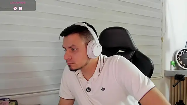 Rick_Adams live XXX chat