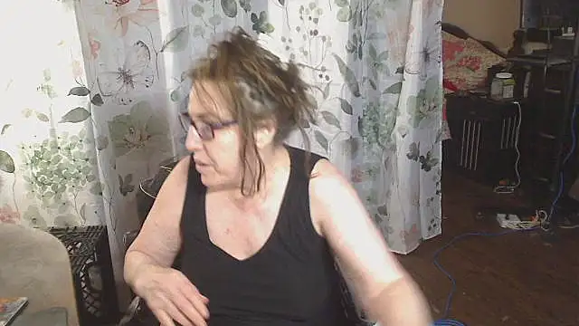 Chat XXX en directo de Ireallysquirt