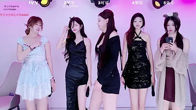 LOVE-018 – Naživo XXX chat