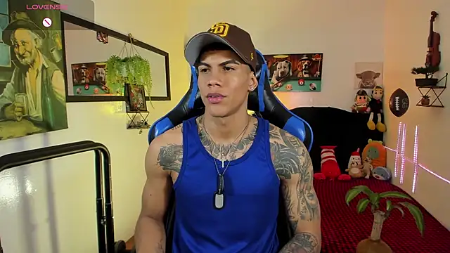 Show modela Damian_latinxxx na web-kameri