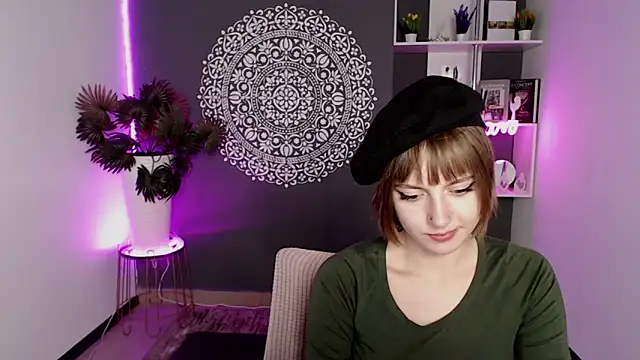 EchoScribe Adlı Modelin Canlı XXX Sohbeti