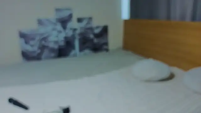 แชท XXX สดของ RennaHettes