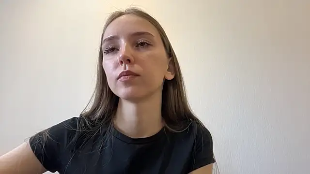 TanjaBrounson live XXX chat