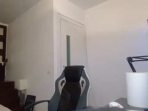 BryceReign live XXX chat