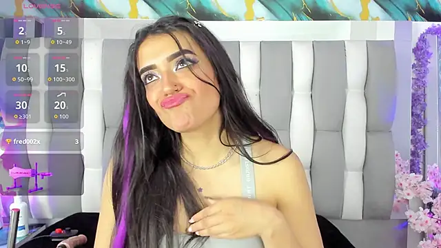 IsaDiiaz 即時 XXX 聊天