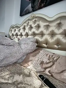 دردشة HotXMom_ الجنسية المباشرة