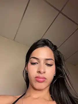 violetta-brown1 Live XXX-Chat