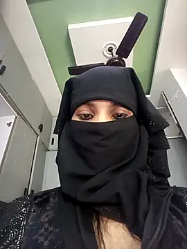 Aafreen_36 Adlı Modelin Canlı XXX Sohbeti