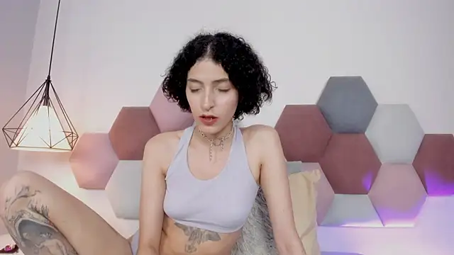 LyraVendrell 라이브 XXX 채팅