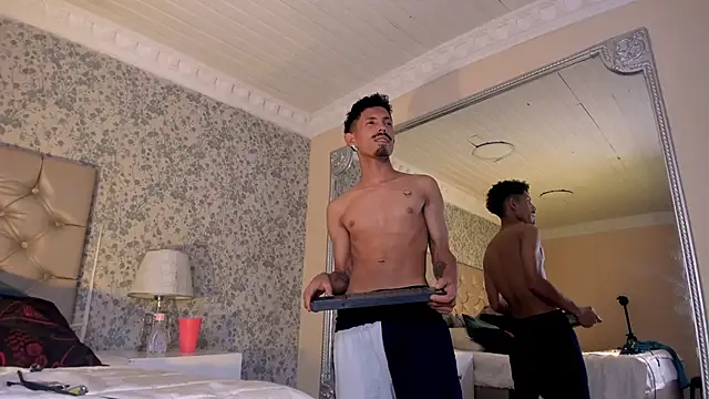 NoaahTylor Webcamshow