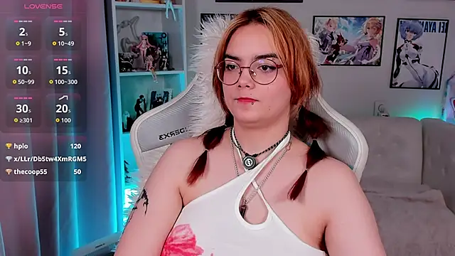 Lily__Evans élő XXX-chatje