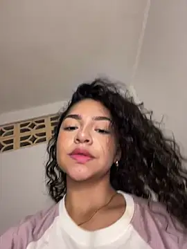 Evviiee_'s Live XXX Chat