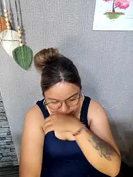 Chat +18 de ambersmile ao vivo