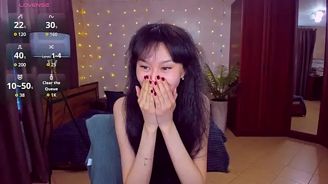 SheilaRare 即時 XXX 聊天