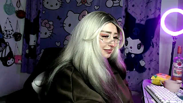 แชท XXX สดของ lussyevans24