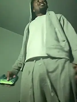 MIGHTYDEMONXXX Adlı Modelin Canlı XXX Sohbeti