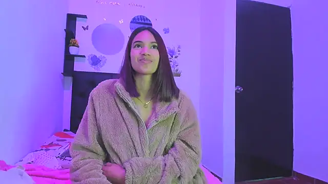 แชท XXX สดของ sapphire_brown20