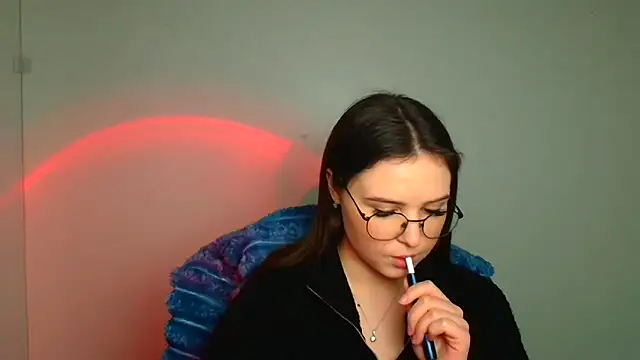 Nika_nik_a's Live XXX Chat