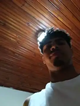 LucaColmal webcam show