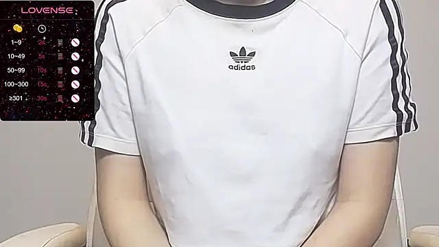 RRUUBBYYYのライブXXXチャット