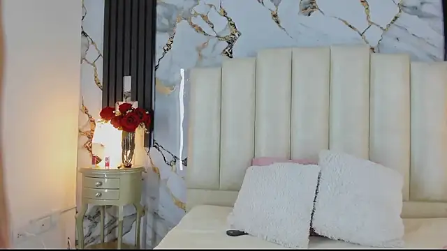 lulumars élő XXX-chatje