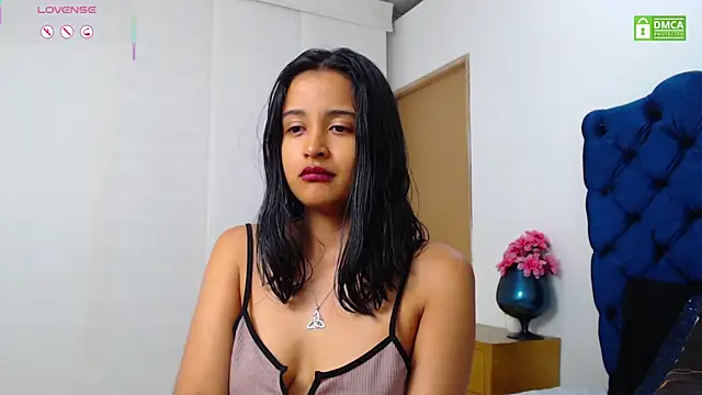 Chat XXX en directo de Lili666_