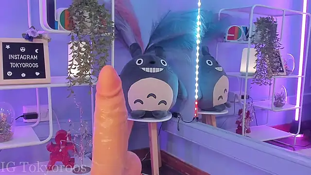 XXX chat uživo modela TokyoHaskel