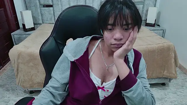 laureentt_: онлайн-секс-чат