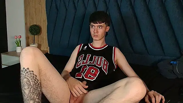 lio____ élő XXX-chatje