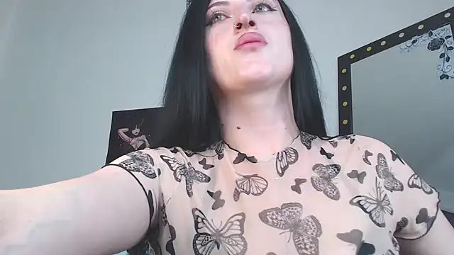 Živý XXX chat Evelyn_Sheeran