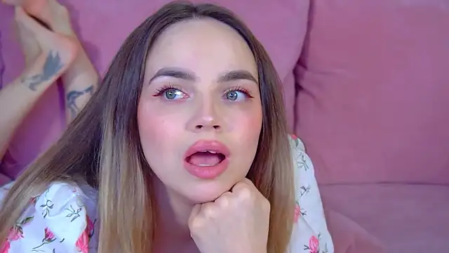 AnitaVenture: онлайн-секс-чат