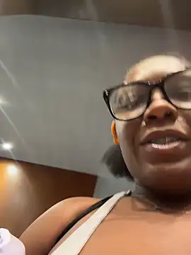 TilaTotti's Live XXX Chat