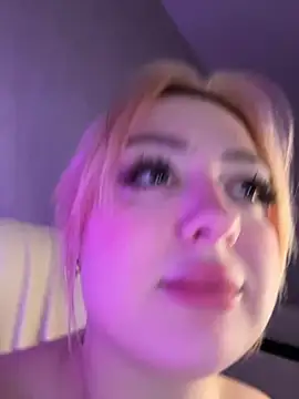 KellyMoors Adlı Modelin Web Kamerası Şovu