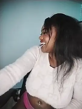 Roonie_garces Live XXX-chat