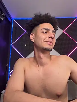 bigryann23 élő XXX-chatje