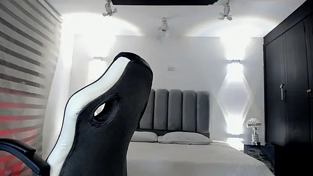 دردشة LizzyBrooks_ الجنسية المباشرة