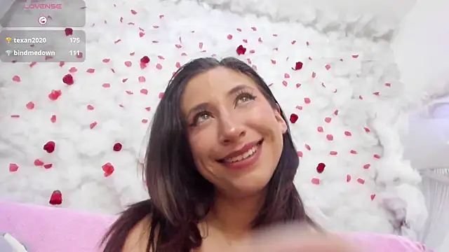 Chat +18 de SkarletJhonson_ ao vivo