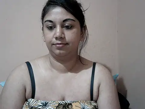 bellachow10 Live XXX-Chat