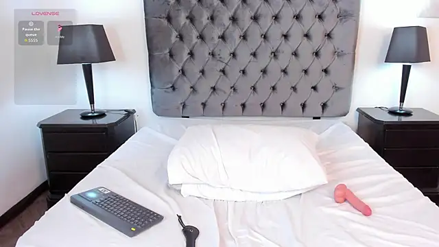 Chatroom XXX en direct de Kiri_Black_