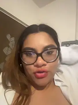 ludmila_xn Webbikameraesitys