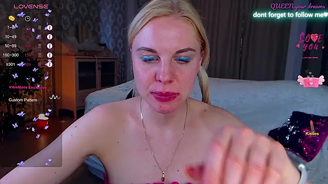 Chat +18 de LiSinDoll ao vivo