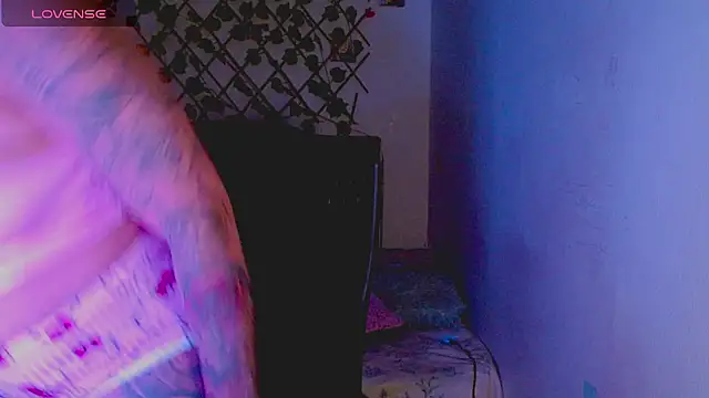 Hanna__Cute22: απευθείας συνομιλία ΧΧΧ