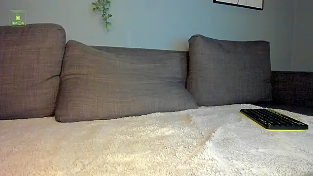 Stephany_Richardz Adlı Modelin Canlı XXX Sohbeti