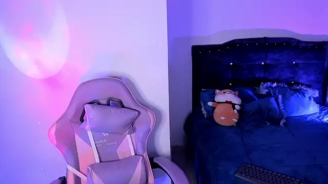 kitty__chs Adlı Modelin Canlı XXX Sohbeti