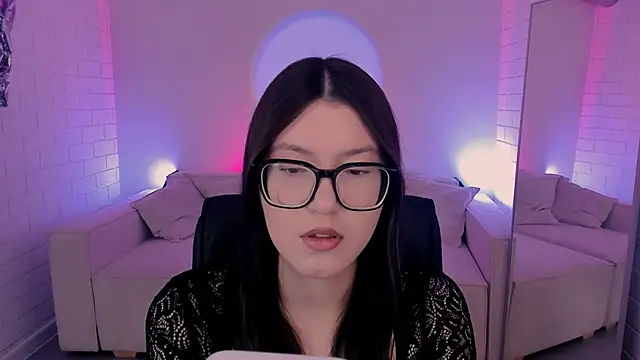 JennyGibson Adlı Modelin Canlı XXX Sohbeti