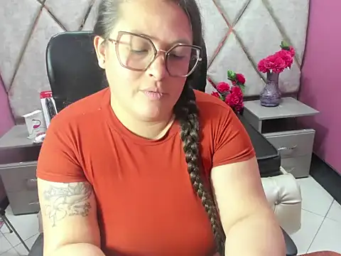 Sarah_Boobs_n Live XXX chat