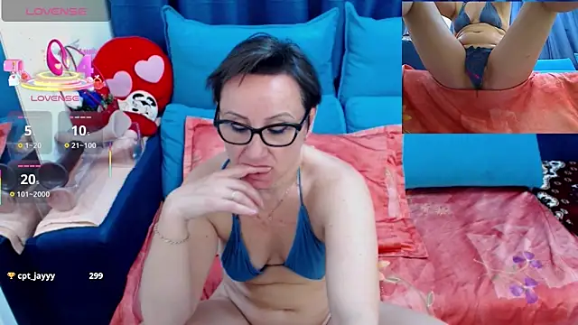 SexyNicolleX Adlı Modelin Canlı XXX Sohbeti