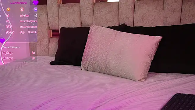 Petitte_Mussa: онлайн-секс-чат