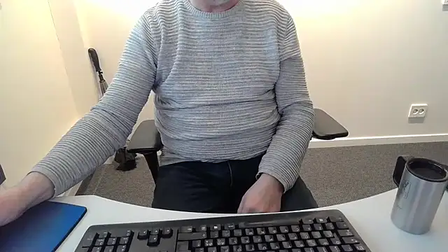 Buggemann live XXX chat