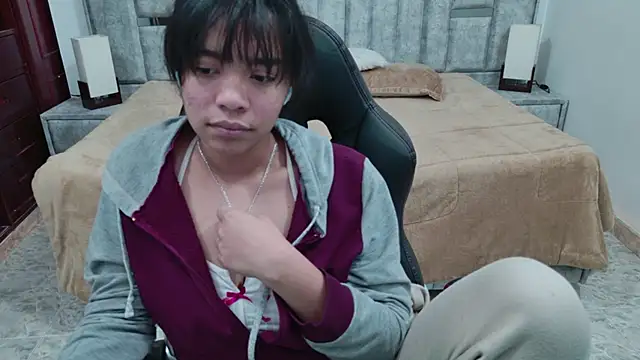 laureentt_ élő XXX-chatje